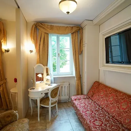 Empire Apartment